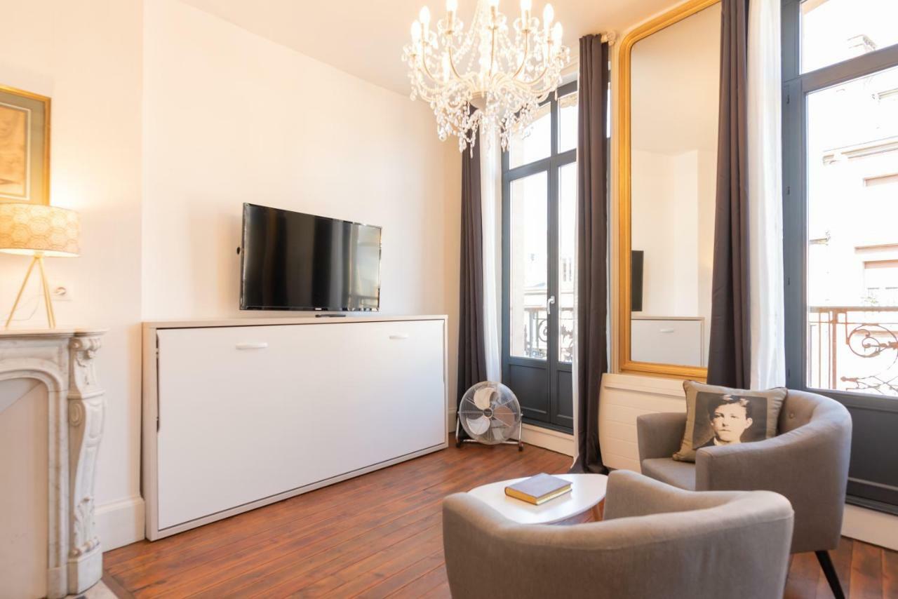 Suite Eugenie Charleville-Mézières Buitenkant foto